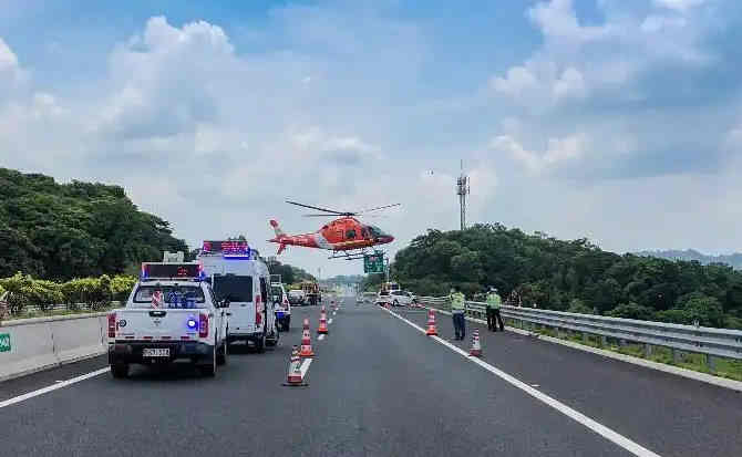 乾县高速公路汽车救援案例